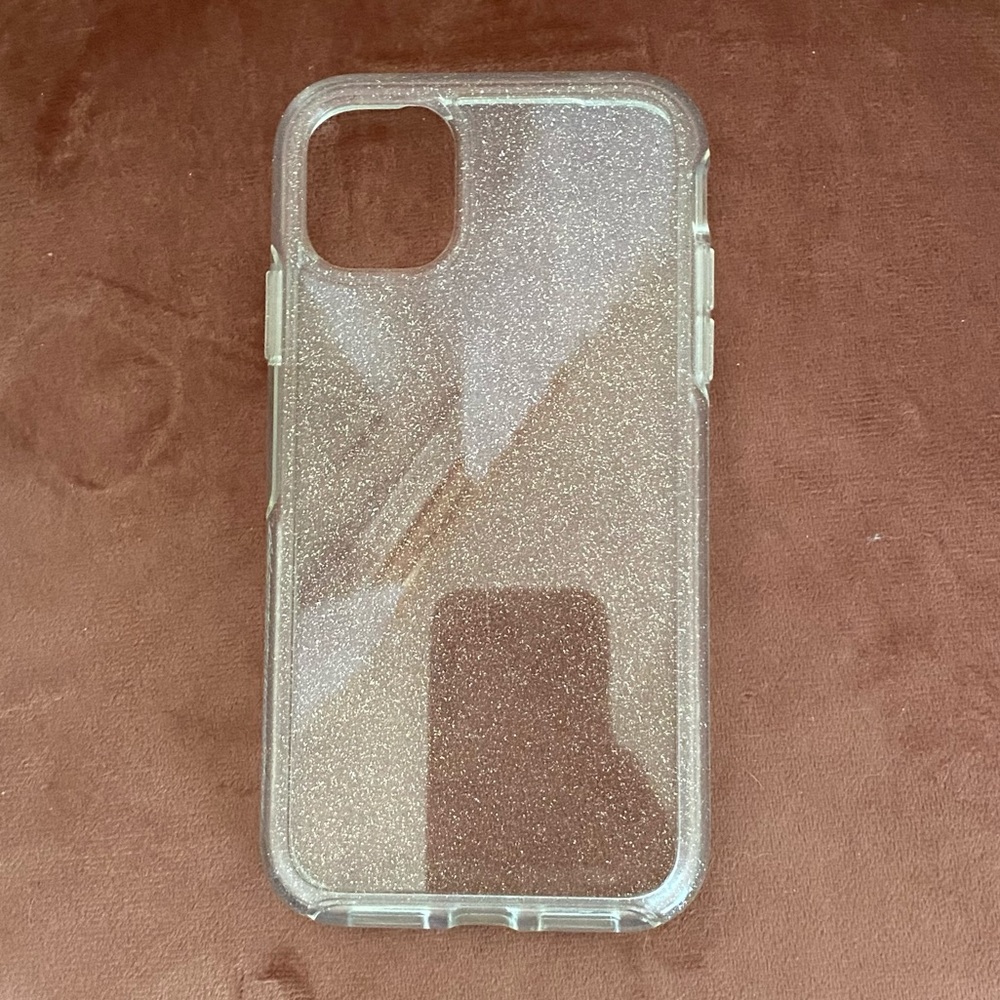 Clear glitter iPhone 11 case
